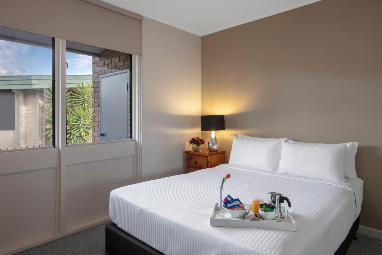 Dorset Gardens Hotel Кройдън Екстериор снимка