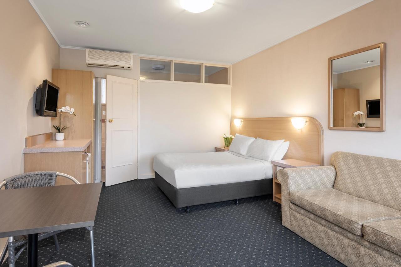 Dorset Gardens Hotel Кройдън Екстериор снимка