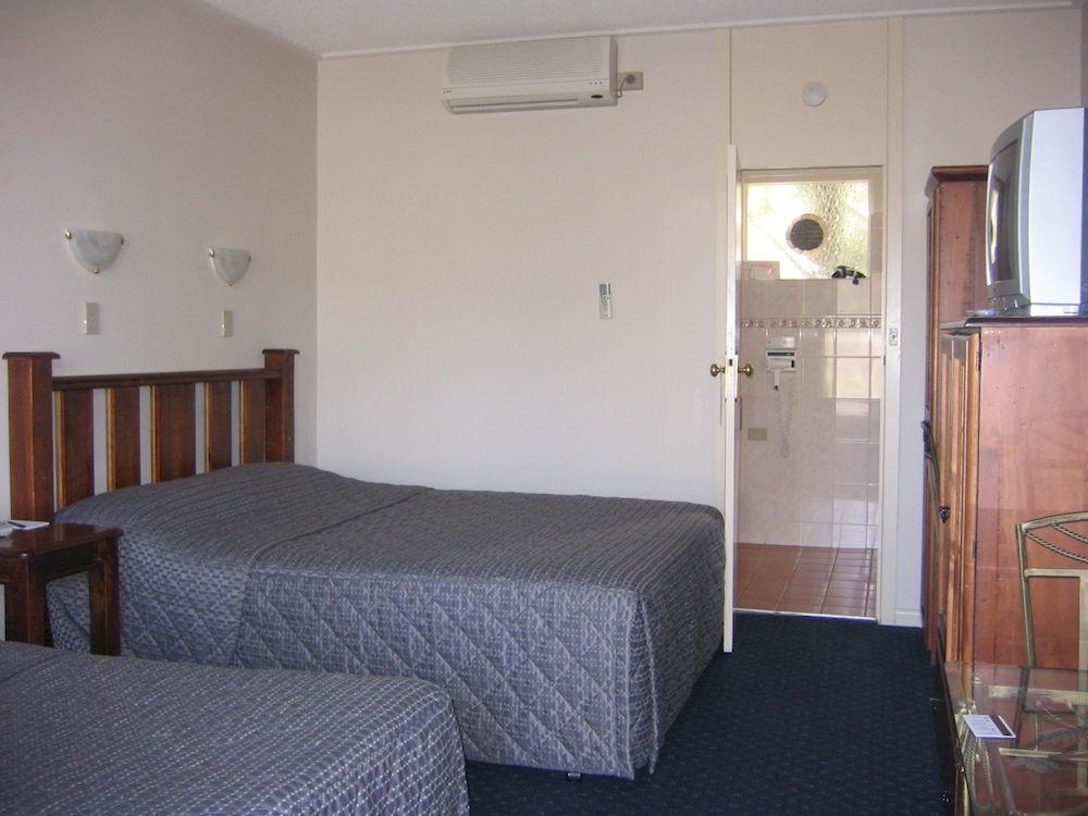 Dorset Gardens Hotel Кройдън Екстериор снимка