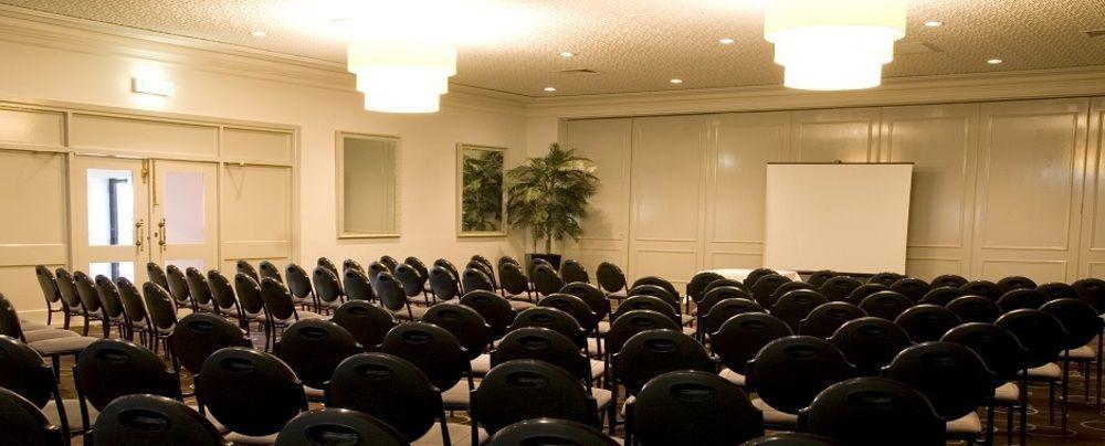Dorset Gardens Hotel Кройдън Екстериор снимка