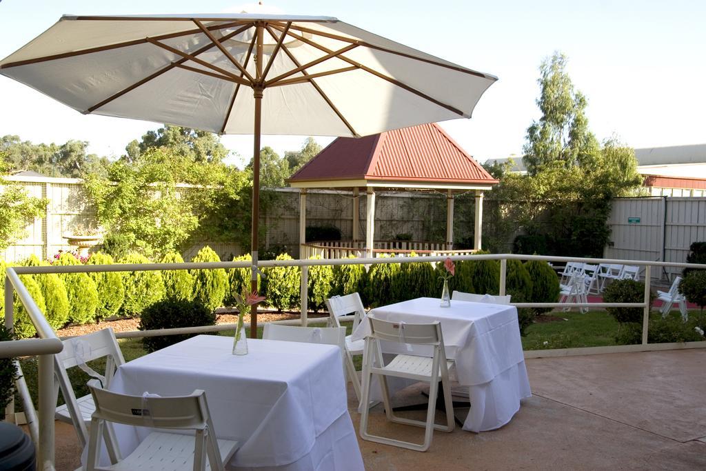 Dorset Gardens Hotel Кройдън Екстериор снимка